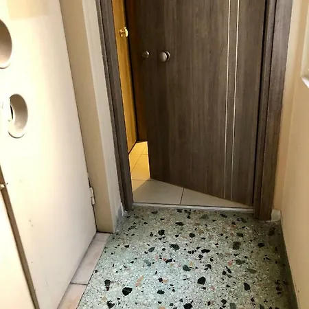 Perfect Location - Modern Studio Appartamento