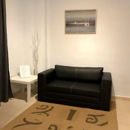 Perfect Location - Modern Studio Appartamento